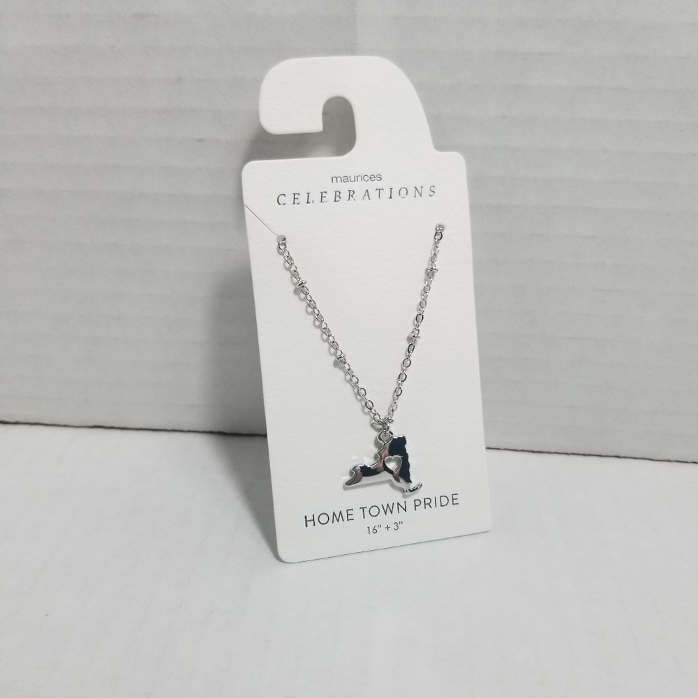 NWT MAURICES HOME TOWN NECKLACE NEW YORK